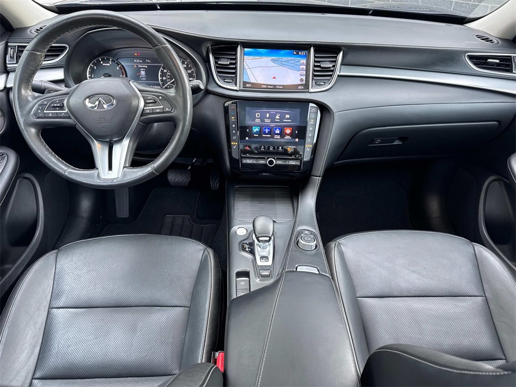 2019 Infiniti QX50 Essential photo 15