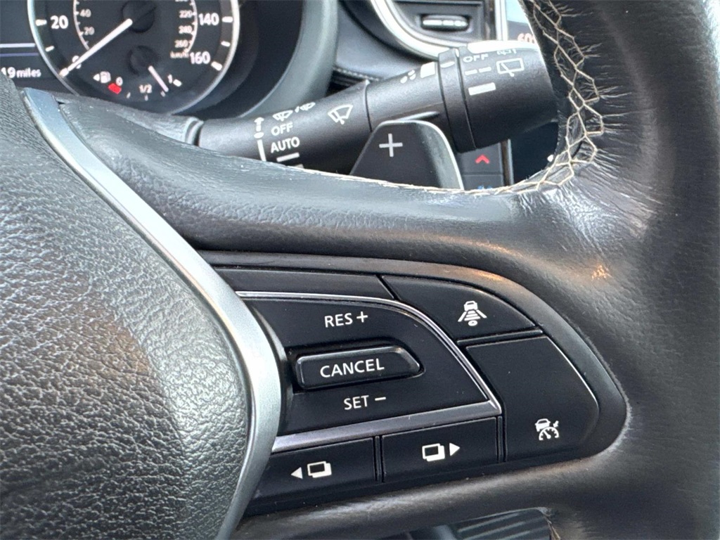 2019 Infiniti QX50 Essential photo 26