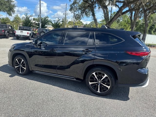 Used 2022 Toyota Highlander SUV
