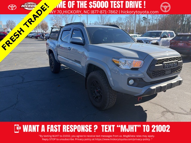 2021 Toyota Tacoma SR5's photo