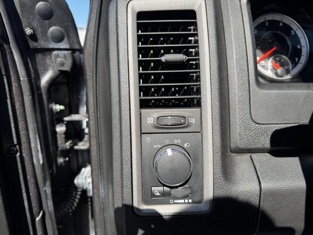 2021 Ram 1500 Classic Tradesman:16889P
