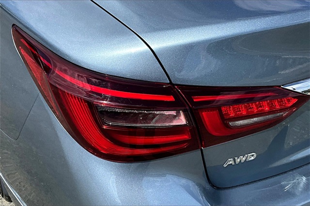 2018 Hagane Blue INFINITI Q50 3.0t LUXE AWD Sedan