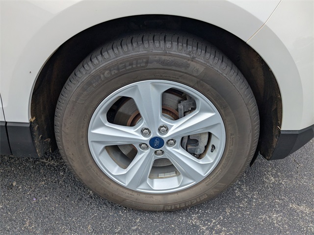 2021 Ford Edge SE