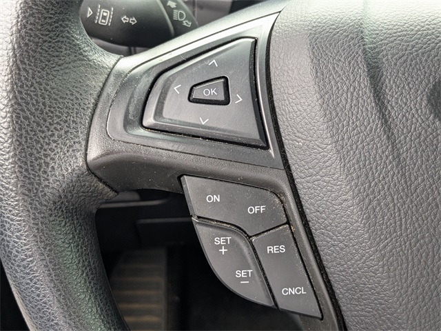 2021 Ford Edge SE