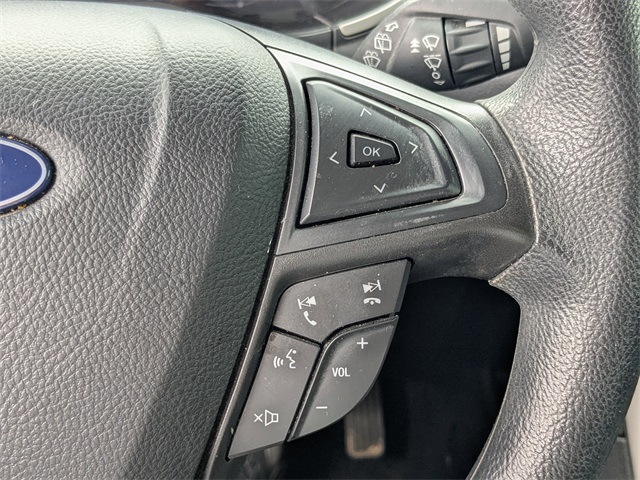 2021 Ford Edge SE