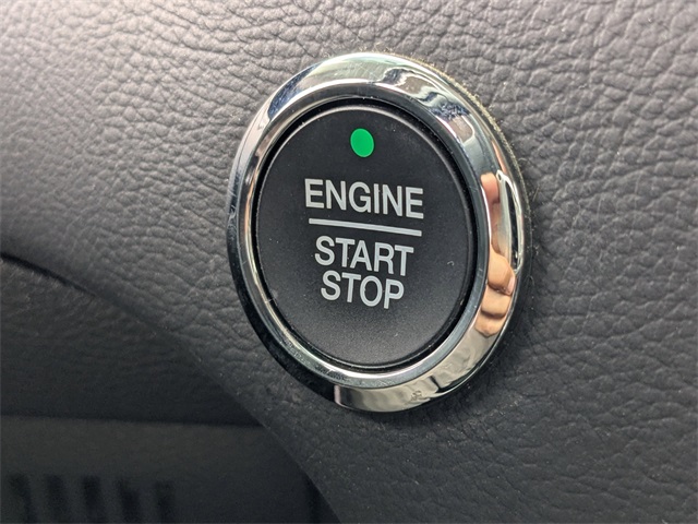 2021 Ford Edge SE