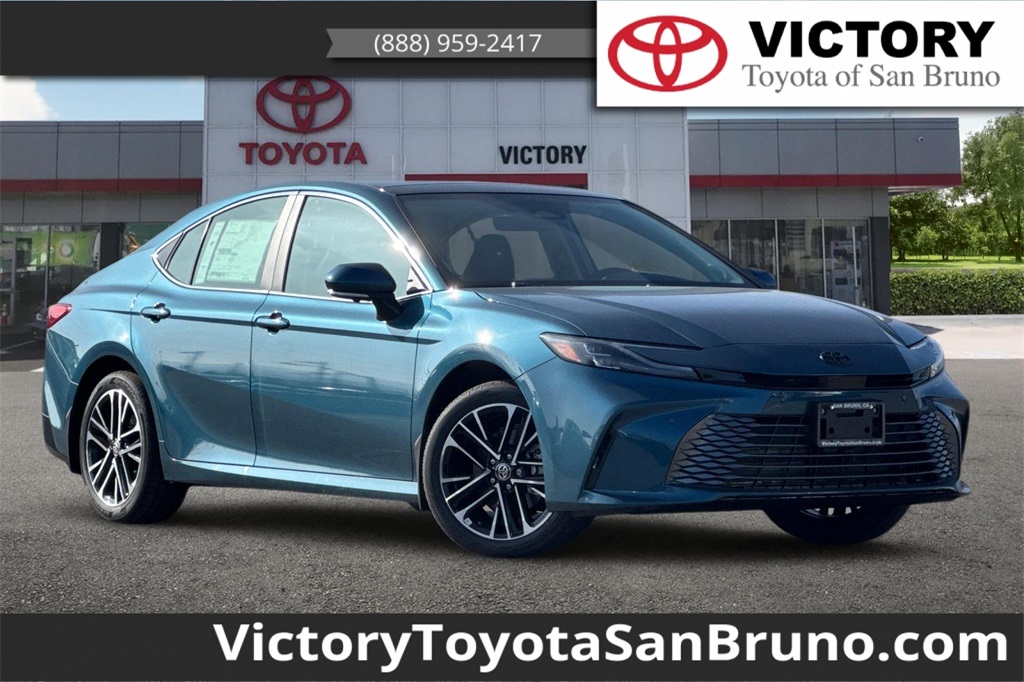 2026 Toyota Camry XLE's photo