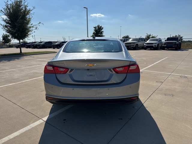 2024 Chevrolet Malibu 1LT photo 5