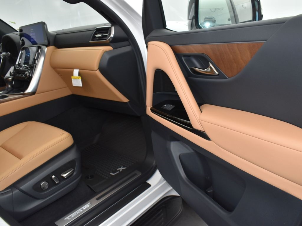 2025 Quartz Lexus LX 600 Luxury 4X4 SUV