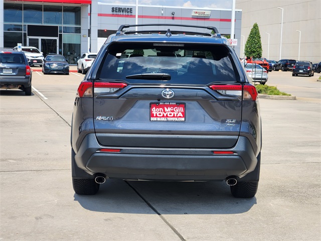 2024 Toyota RAV4 XLE photo 4