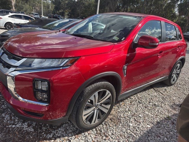 2024 Mitsubishi Outlander Sport SE's photo