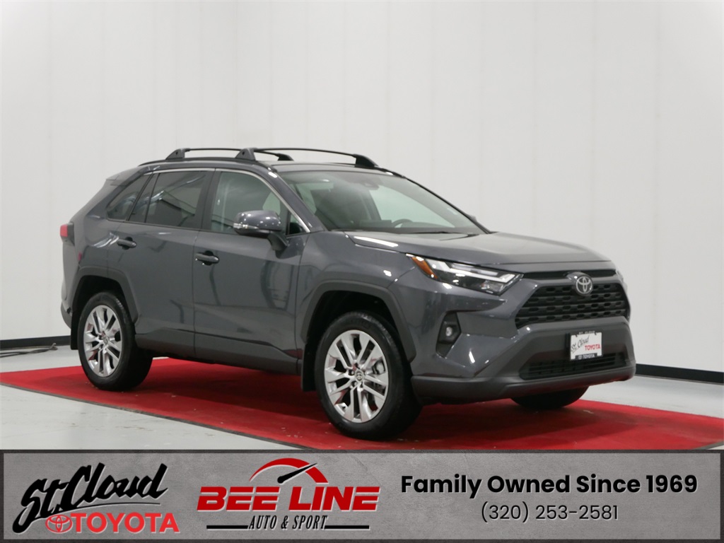 2025 Toyota RAV4 XLE Premium's photo