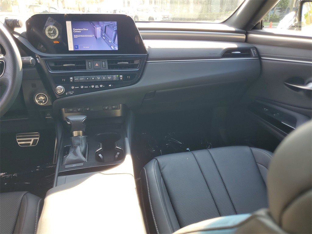 used 2024 Lexus ES car, priced at $39,899