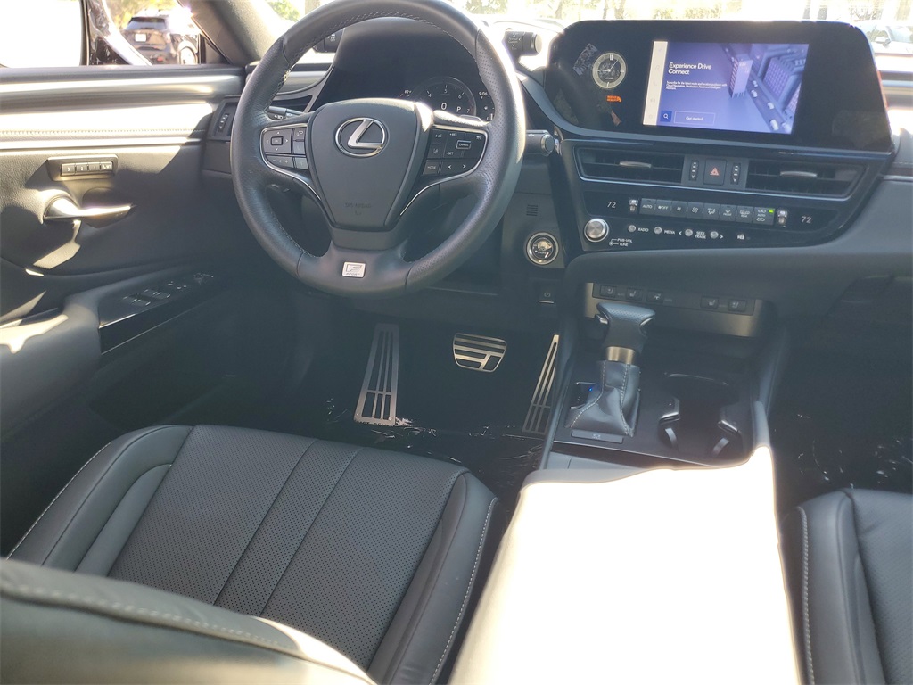 used 2024 Lexus ES car, priced at $39,899