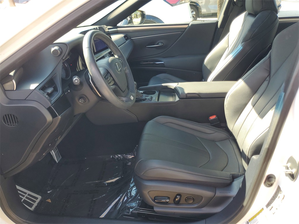 used 2024 Lexus ES car, priced at $39,899