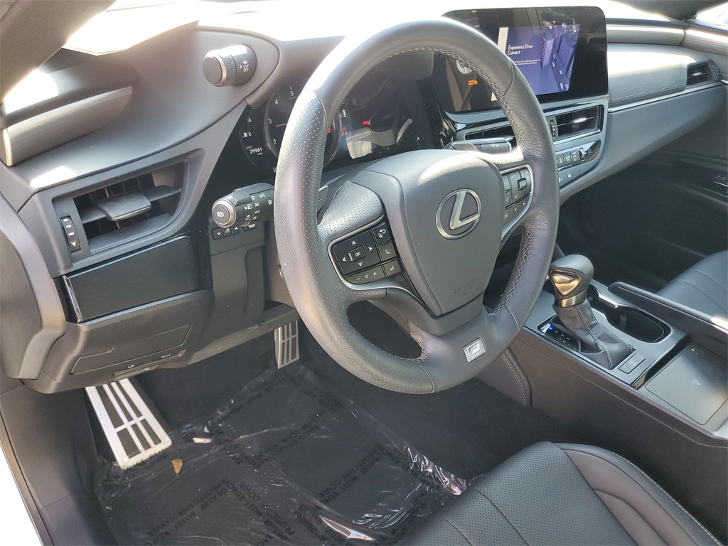 used 2024 Lexus ES car, priced at $39,899
