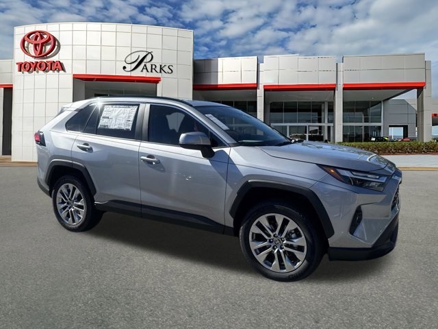 New 2025 Toyota RAV4 SUV