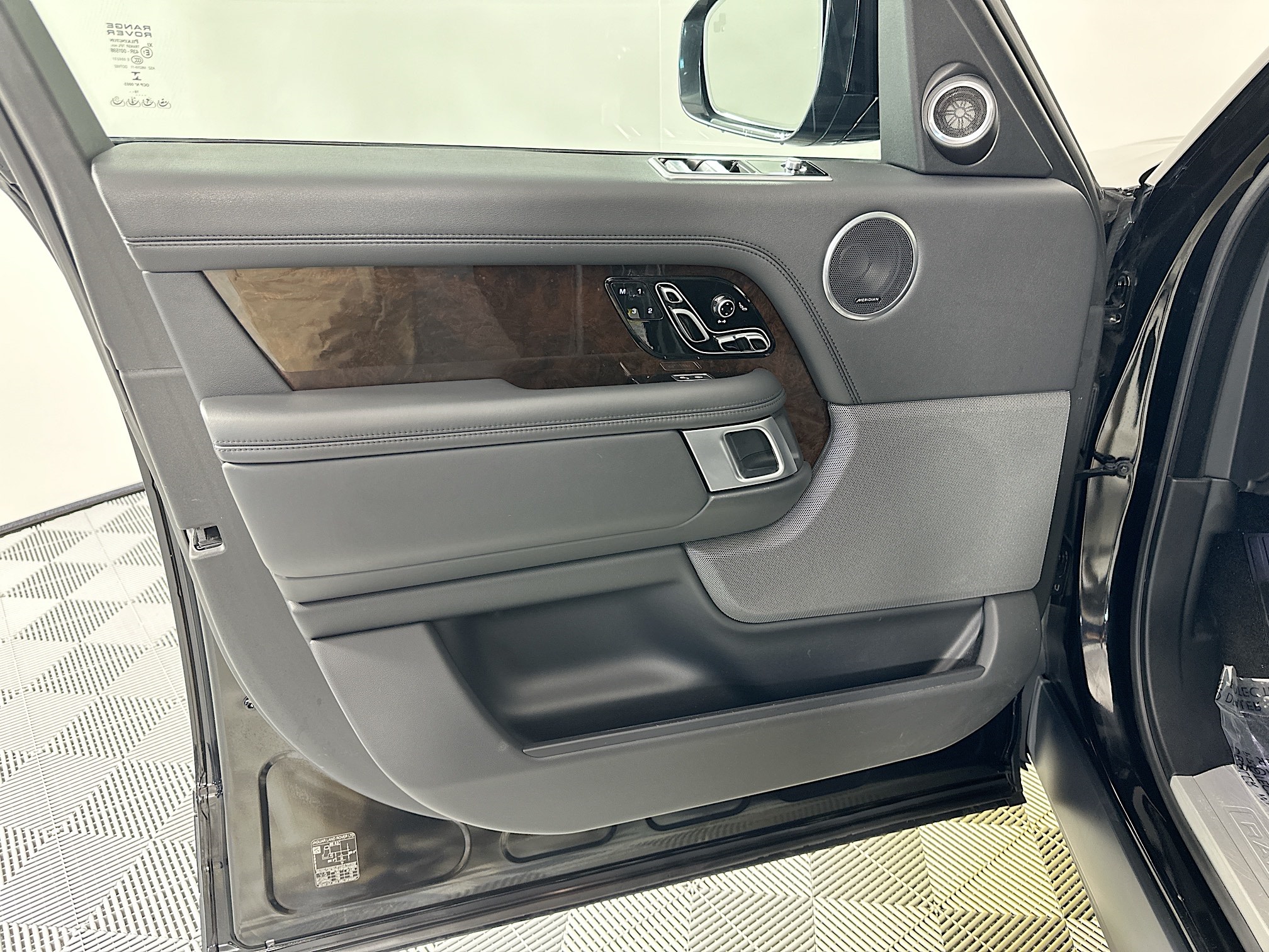 used 2020 Land Rover Range Rover car, priced at $49,998