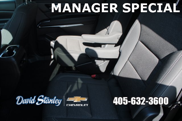 used 2024 Chevrolet Traverse car, priced at $35,590