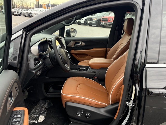 new 2026 Chrysler Pacifica car, priced at $51,540