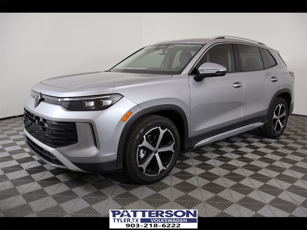 2026 Volkswagen Tiguan SE's photo