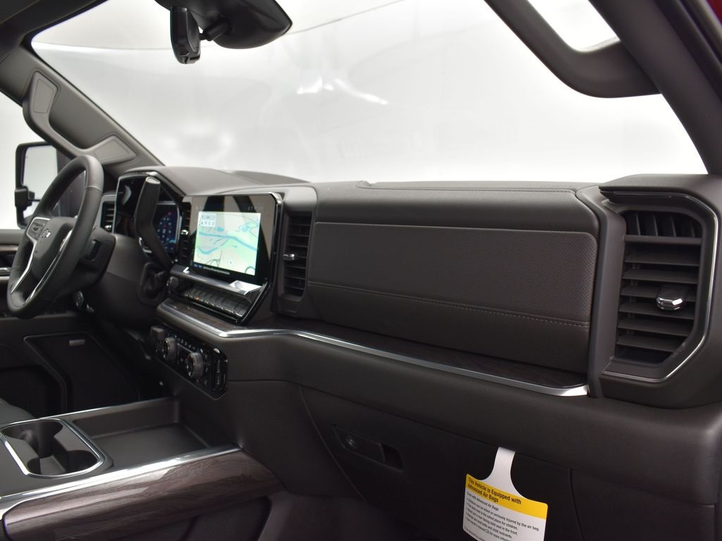 2025 Chevrolet Silverado 2500HD LTZ photo 24