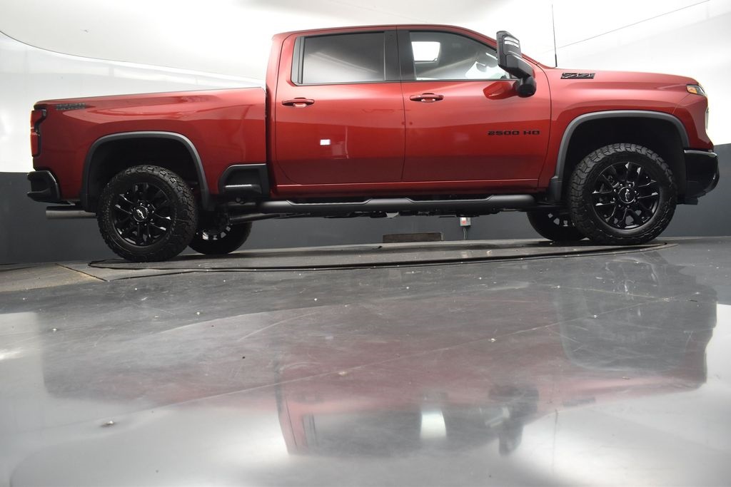 2025 Chevrolet Silverado 2500HD LTZ photo 44
