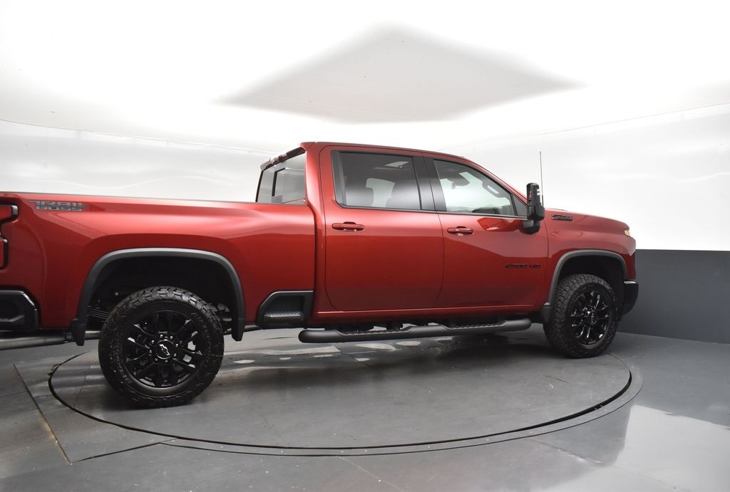 2025 Chevrolet Silverado 2500HD LTZ photo 8
