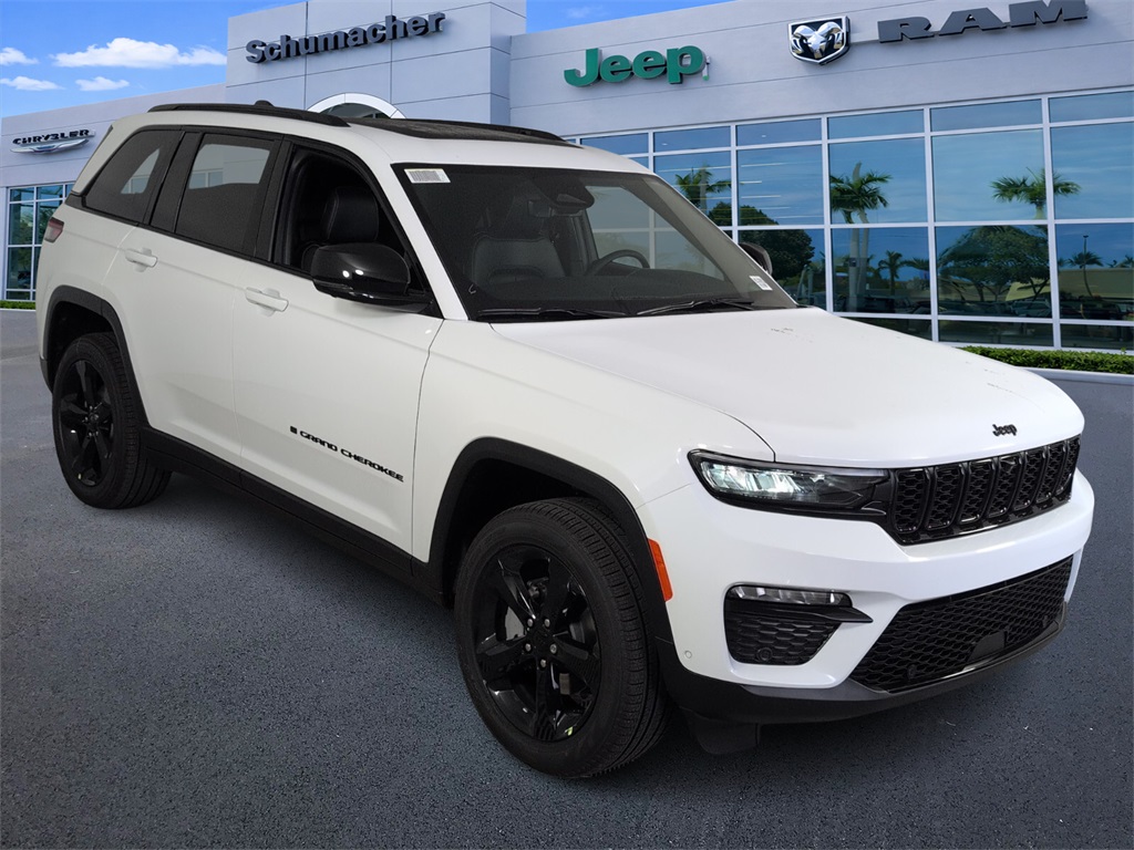 new 2025 Jeep Grand Cherokee car, priced at $44,585