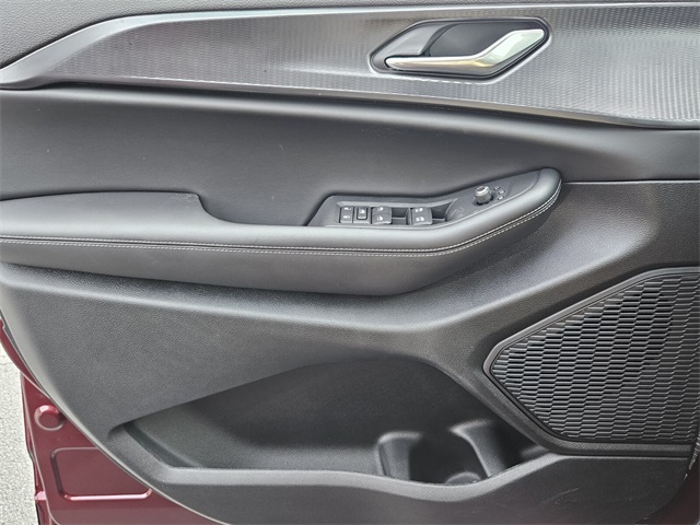 2025 Jeep Grand Cherokee Laredo X 4x2