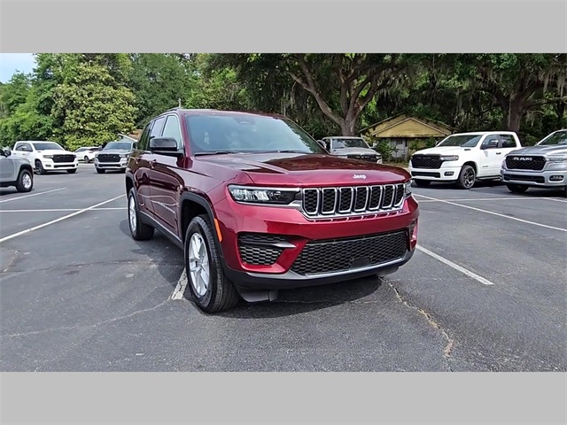 2025 Jeep Grand Cherokee Laredo X 4x2