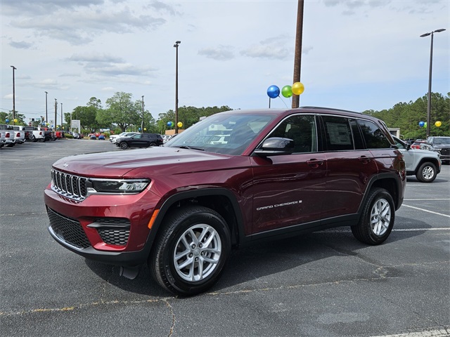 2025 Jeep Grand Cherokee Laredo X 4x2