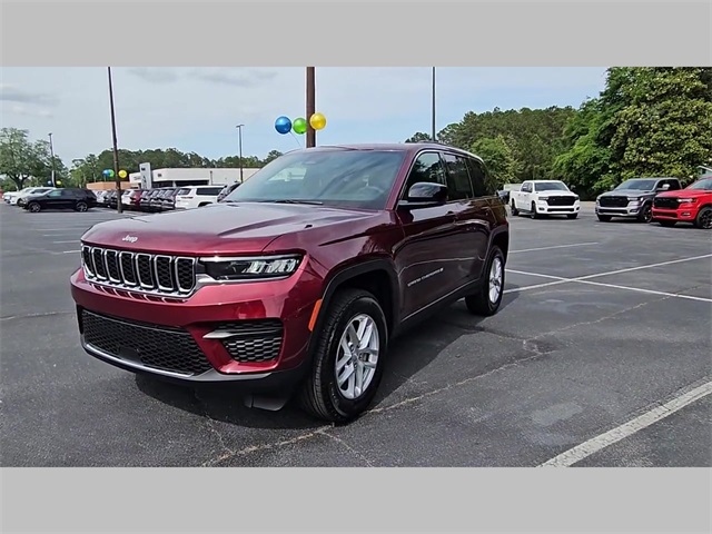 2025 Jeep Grand Cherokee Laredo X 4x2