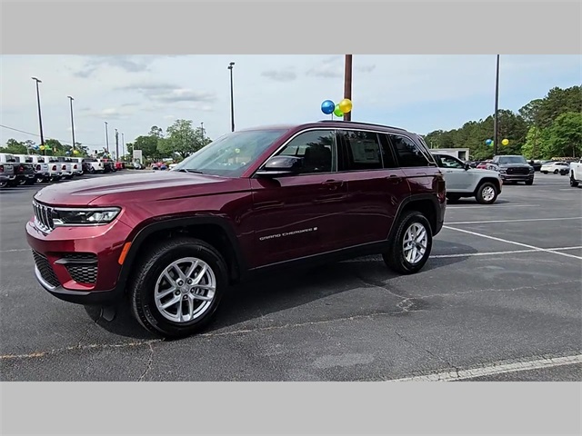 2025 Jeep Grand Cherokee Laredo X 4x2