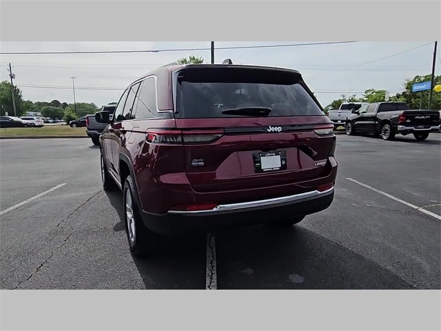 2025 Jeep Grand Cherokee Laredo X 4x2