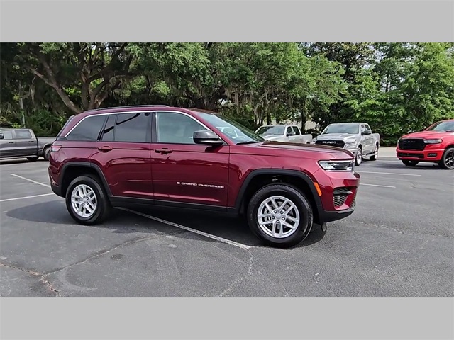2025 Jeep Grand Cherokee Laredo X 4x2