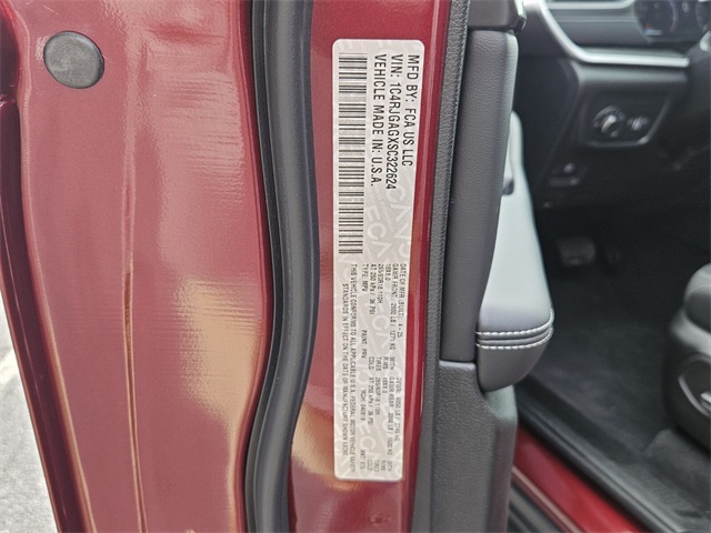 2025 Jeep Grand Cherokee Laredo X 4x2