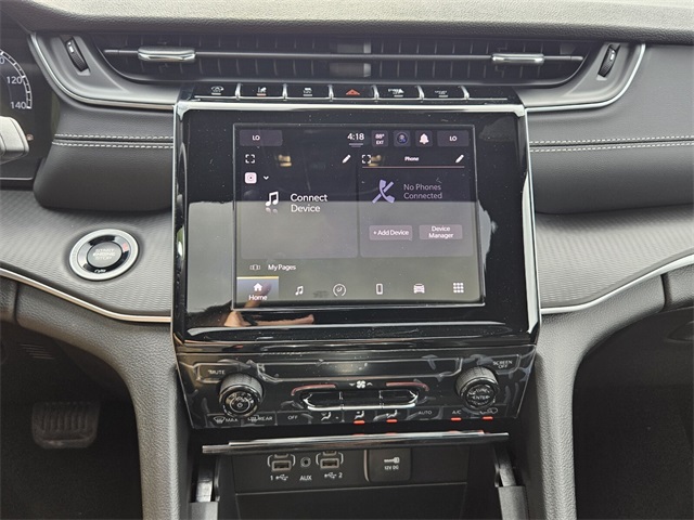 2025 Jeep Grand Cherokee Laredo X 4x2