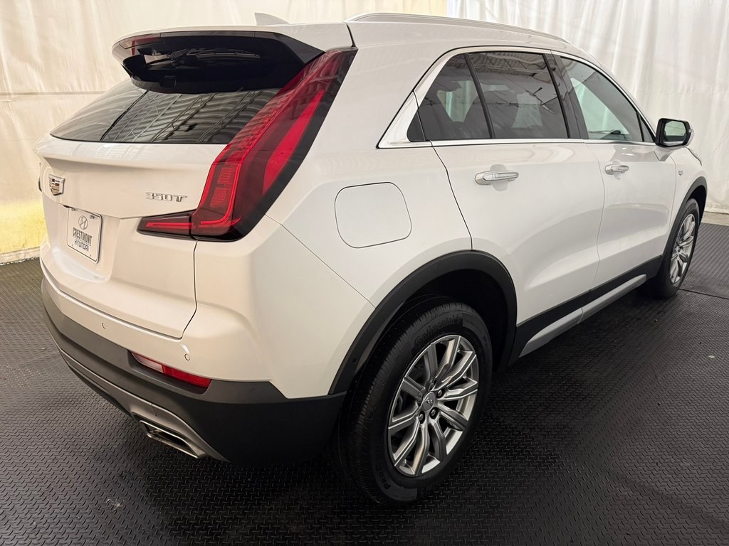 used 2022 Cadillac XT4 car, priced at $24,197