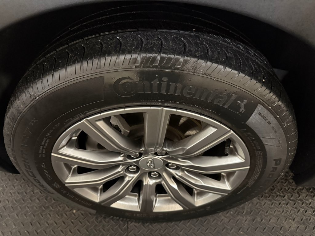 used 2022 Cadillac XT4 car, priced at $24,197