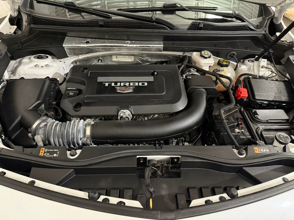 used 2022 Cadillac XT4 car, priced at $24,197