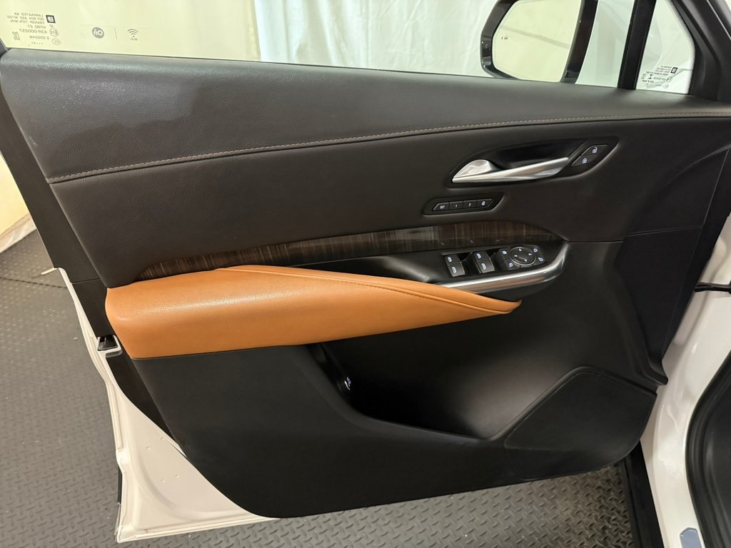 used 2022 Cadillac XT4 car, priced at $24,197