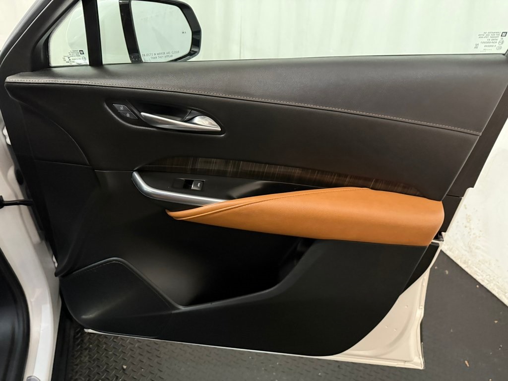 used 2022 Cadillac XT4 car, priced at $24,197