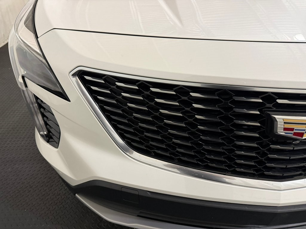 used 2022 Cadillac XT4 car, priced at $24,197