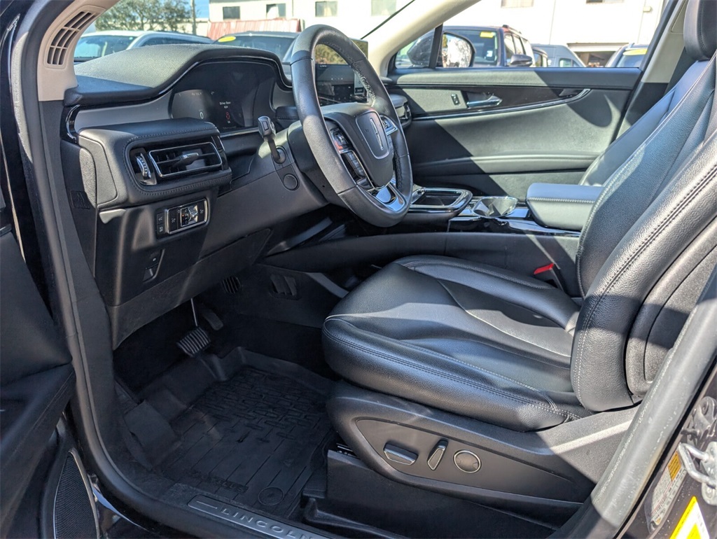 used 2023 Lincoln Nautilus car, priced at $28,988