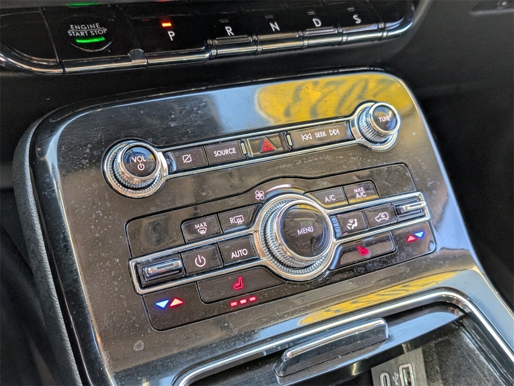 used 2023 Lincoln Nautilus car, priced at $28,988