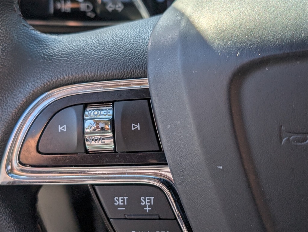 used 2023 Lincoln Nautilus car, priced at $28,988