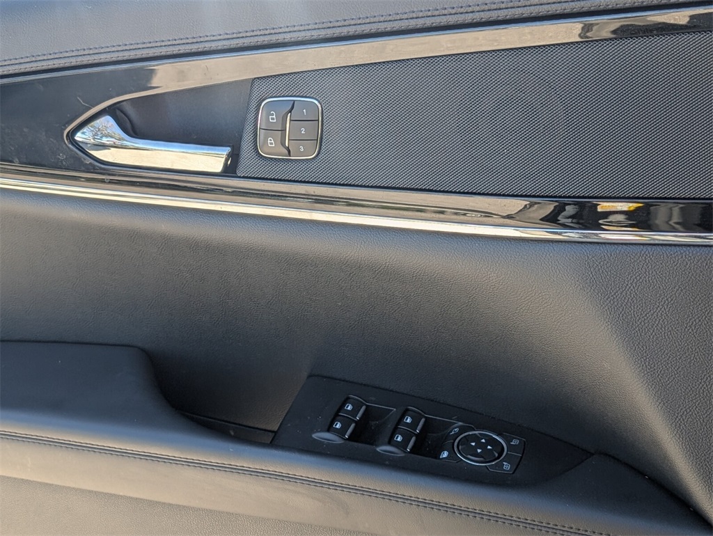 used 2023 Lincoln Nautilus car, priced at $28,988