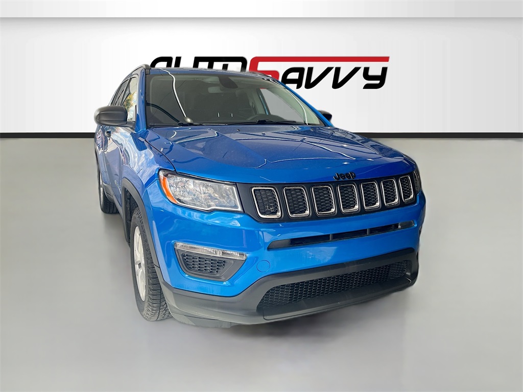 2022 Jeep Grand Cherokee Laredo photo 6