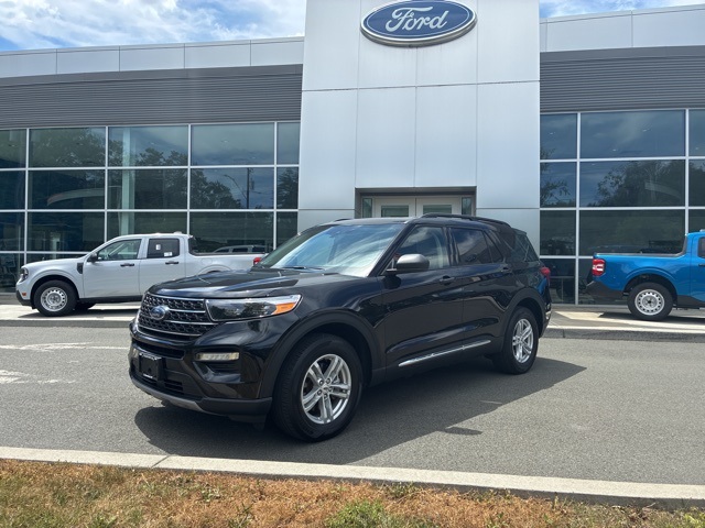 2022 Agate Black Metallic Ford Explorer XLT 4X4 SUV